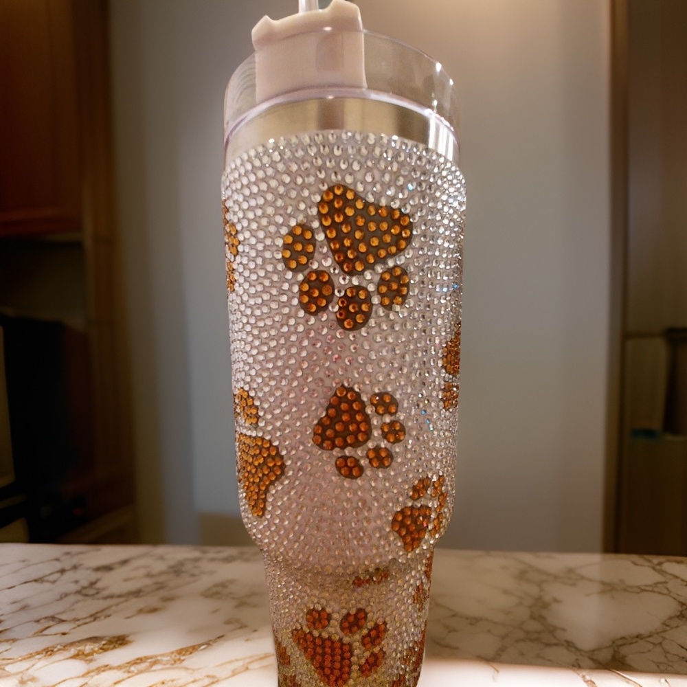 40 oz blinged out tumbler cat/dog paws